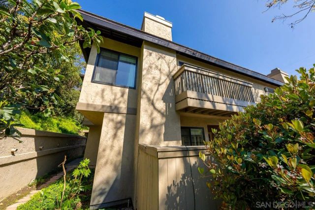 6016 Gaines Street, San Diego, CA 92110