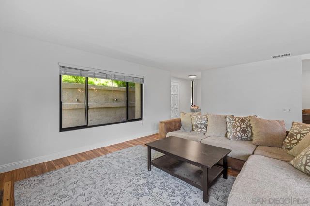 6016 Gaines Street, San Diego, CA 92110