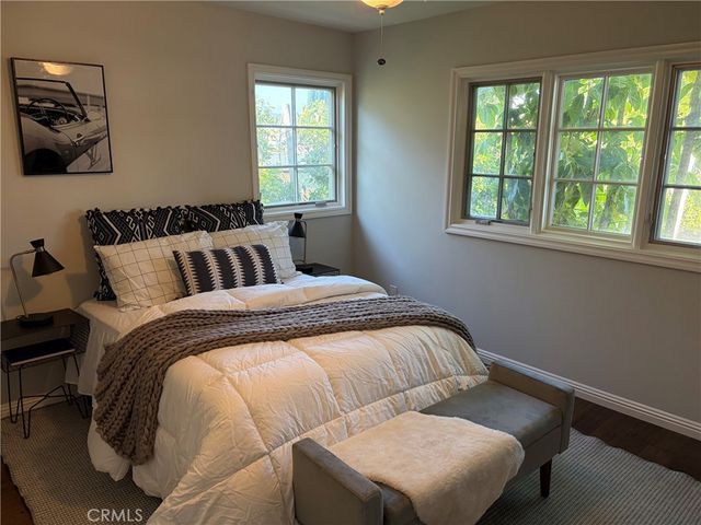 5704 Columbus, Sherman Oaks, CA 91411