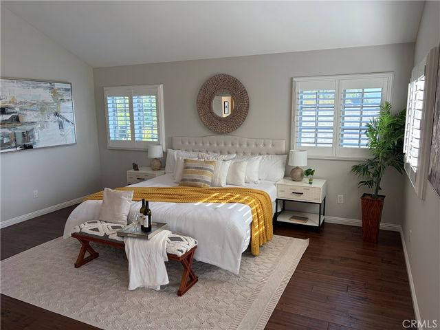5704 Columbus, Sherman Oaks, CA 91411
