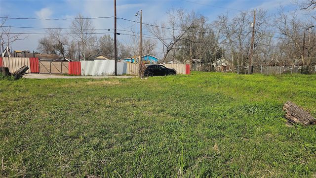 3208 Jewel Street, Houston, TX 77026