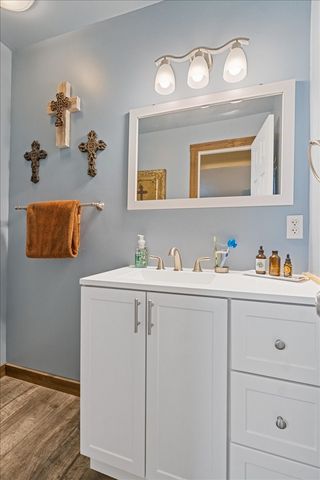 1320 Laredo Drive, Granbury, TX 76048