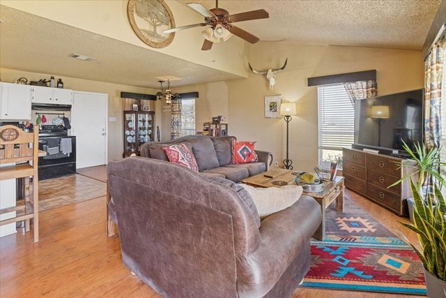 1320 Laredo Drive, Granbury, TX 76048