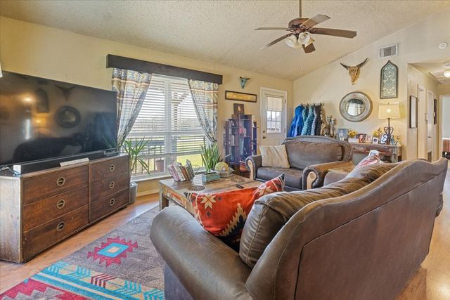 1320 Laredo Drive, Granbury, TX 76048