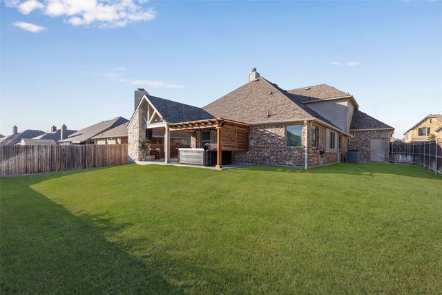 325 Sherbrook Street, Van Alstyne, TX 75495