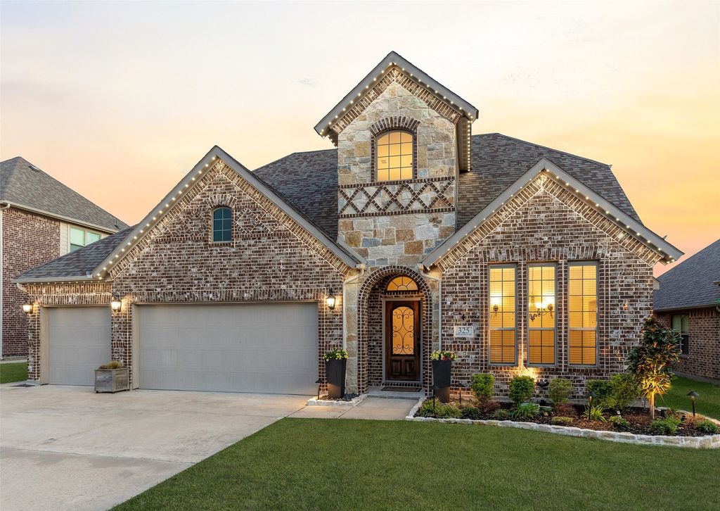 325 Sherbrook Street, Van Alstyne, TX 75495