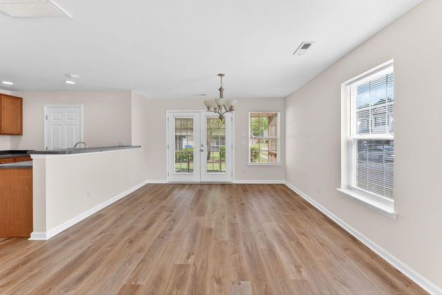 2400 Paladin Lane, North Charleston, SC 29406