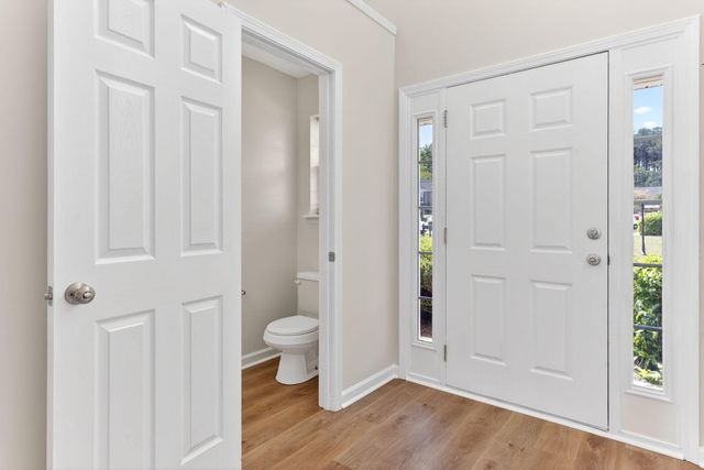 2400 Paladin Lane, North Charleston, SC 29406