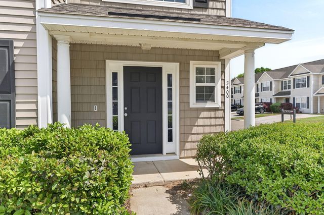 2400 Paladin Lane, North Charleston, SC 29406