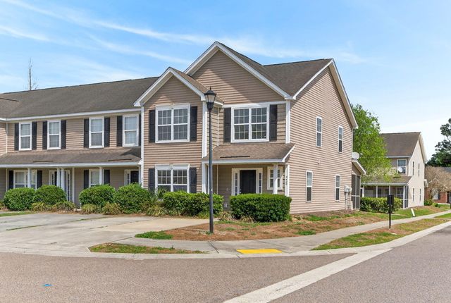 2400 Paladin Lane, North Charleston, SC 29406