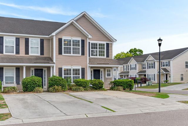 2400 Paladin Lane, North Charleston, SC 29406