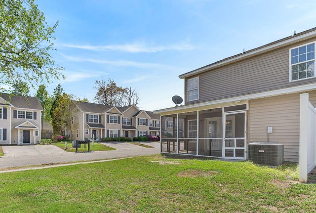 2400 Paladin Lane, North Charleston, SC 29406