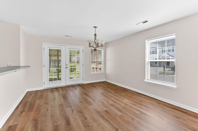 2400 Paladin Lane, North Charleston, SC 29406