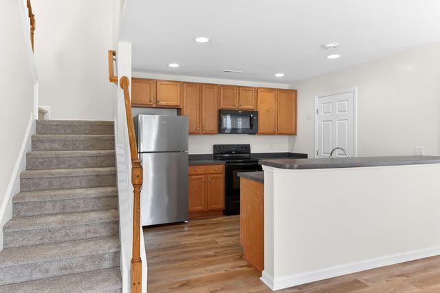 2400 Paladin Lane, North Charleston, SC 29406