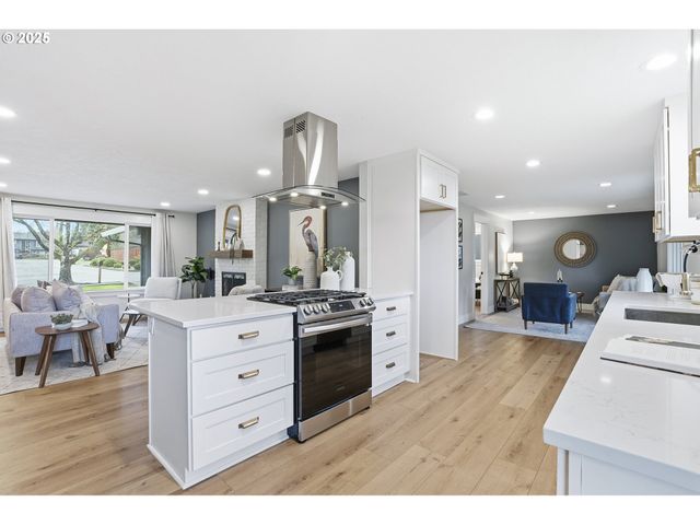 20305 Sw 86th Ave, Tualatin, OR 97062