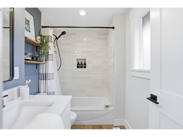 20305 Sw 86th Ave, Tualatin, OR 97062