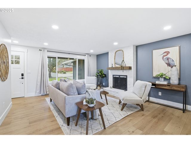 20305 Sw 86th Ave, Tualatin, OR 97062