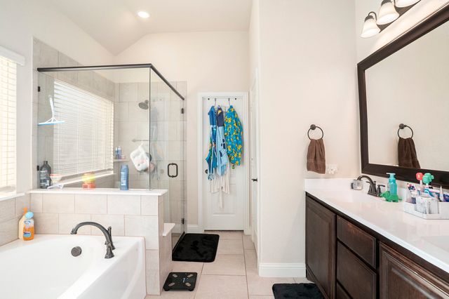 1076 Imperial Eagle Road, Alvarado, TX 76009