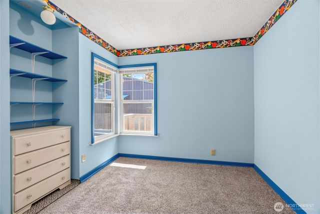 2205 Ocean Beach Highway, Longview, WA 98632