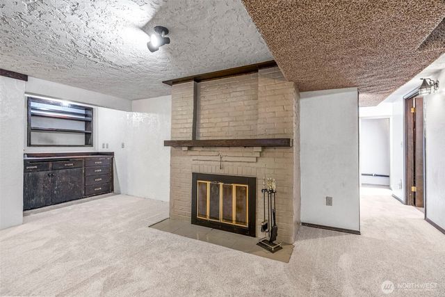 2205 Ocean Beach Highway, Longview, WA 98632