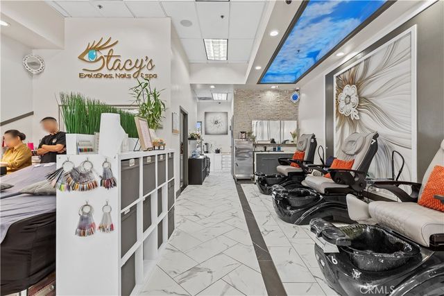 1520 N, Ontario, CA 91762