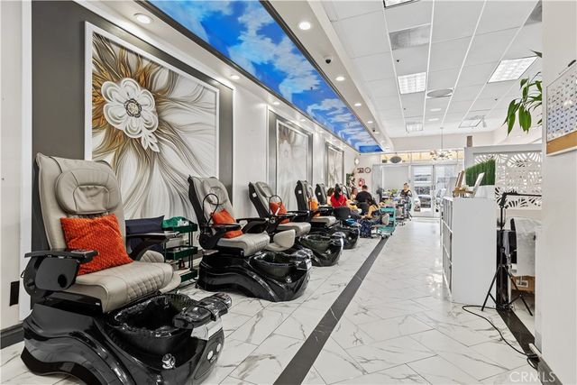 1520 N, Ontario, CA 91762