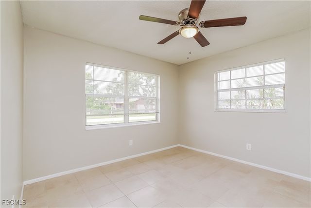 605 SE 35th ST, Cape Coral, FL 33904