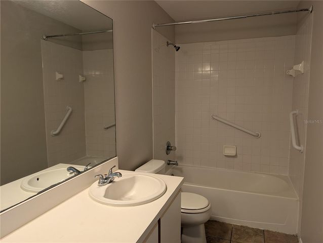 414 KENSINGTON LAKE CIRCLE, Brandon, FL 33511