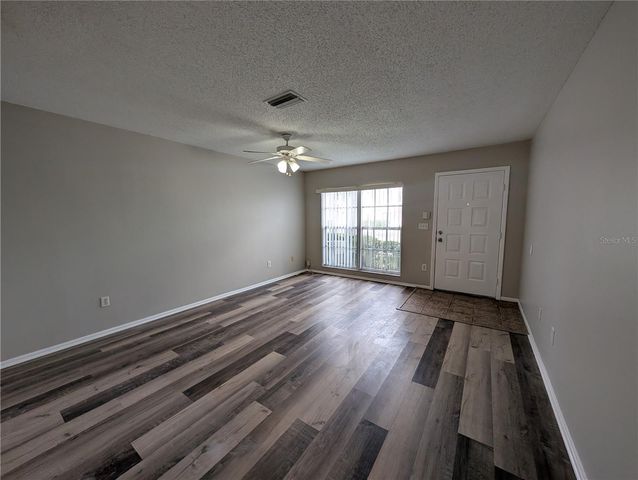 414 KENSINGTON LAKE CIRCLE, Brandon, FL 33511