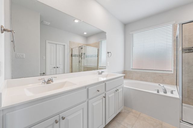 1211 Larkspur Lane, Cleburne, TX 76033