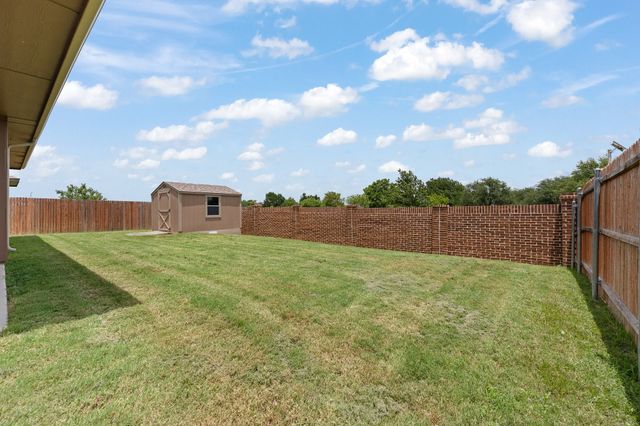 1211 Larkspur Lane, Cleburne, TX 76033
