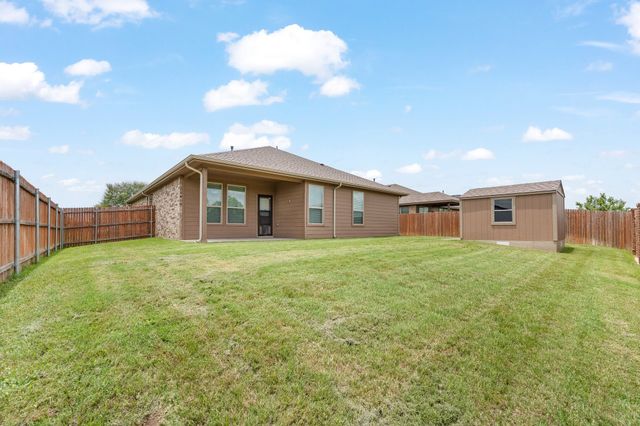 1211 Larkspur Lane, Cleburne, TX 76033