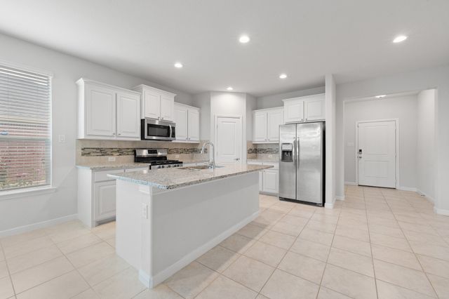 1211 Larkspur Lane, Cleburne, TX 76033