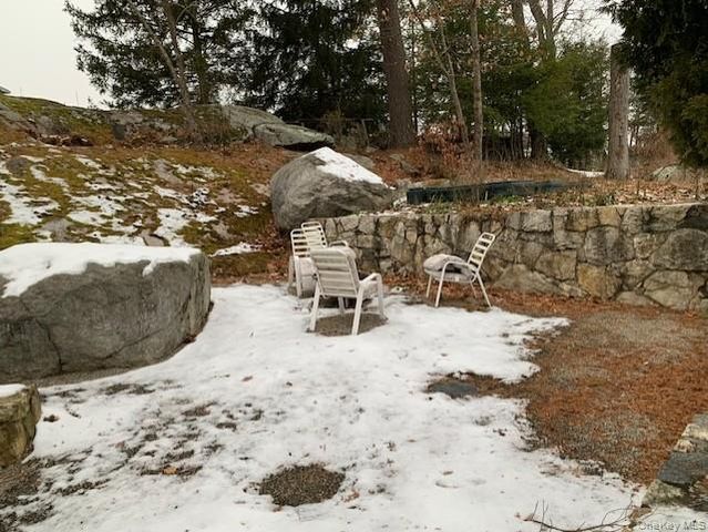 25 Evergreen Road, Putnam Valley, NY 10579