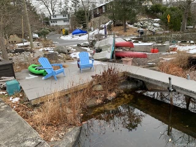 25 Evergreen Road, Putnam Valley, NY 10579