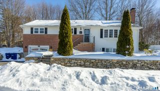 12 Bates Place, Hartford, CT 06114