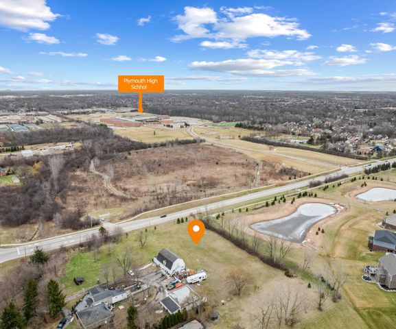 8519 N Beck Road, Wayne City, MI 48187