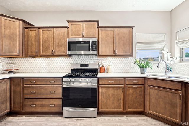 4336 Admirals Cove Drive, Lafayette, IN 47909