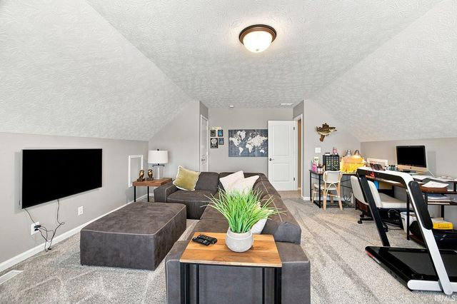 4336 Admirals Cove Drive, Lafayette, IN 47909