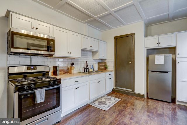 446 N MARKET ST, Lancaster, PA 17603
