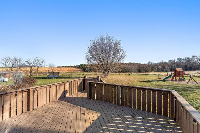 9528 115th Street NW, New Haven Twp, MN 55963