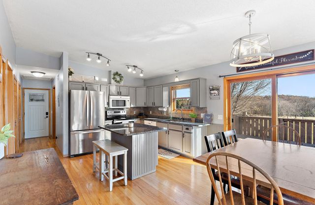 9528 115th Street NW, New Haven Twp, MN 55963