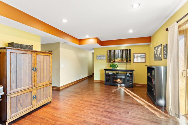 9528 115th Street NW, New Haven Twp, MN 55963