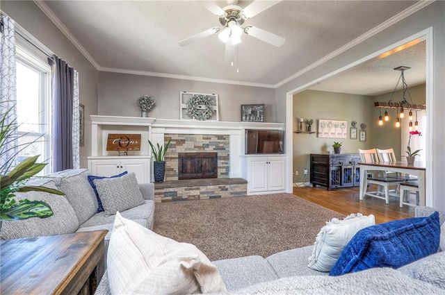 15512 S Alden Street, Olathe, KS 66062