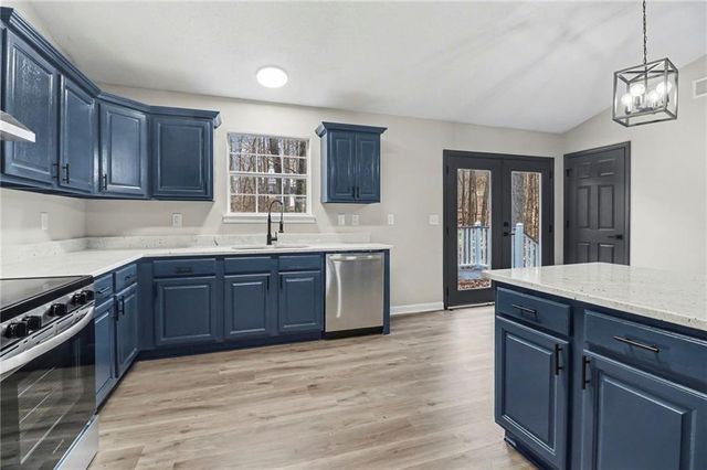 3191 Lakeview Parkway, Villa Rica, GA 30180