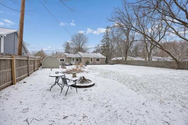 417 105th Lane NW, Coon Rapids, MN 55448