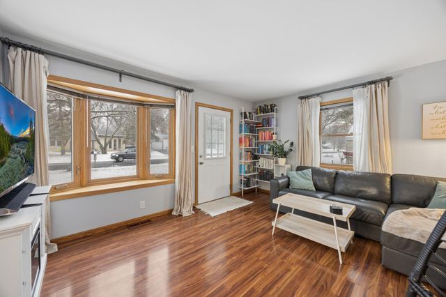 417 105th Lane NW, Coon Rapids, MN 55448