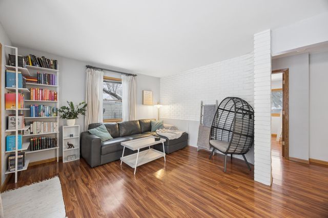 417 105th Lane NW, Coon Rapids, MN 55448