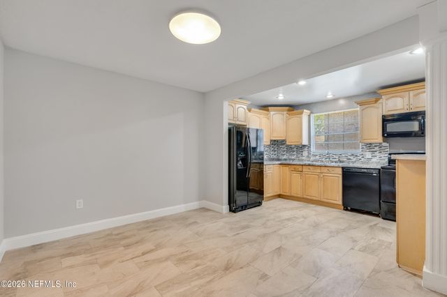 5201 ATLANTIC Boulevard 45, Jacksonville, FL 32207