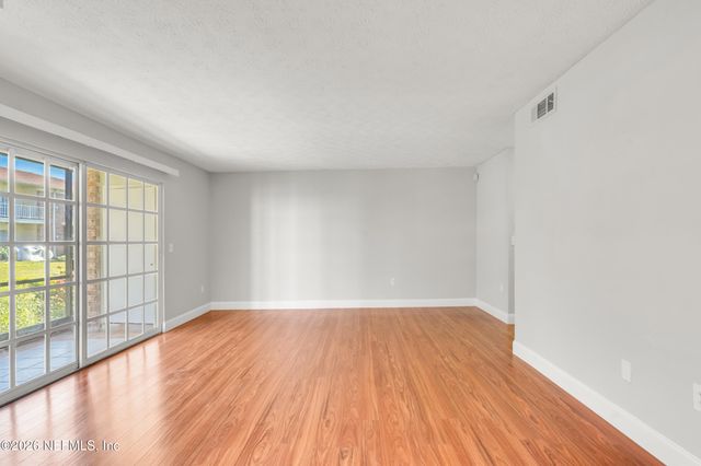 5201 ATLANTIC Boulevard 45, Jacksonville, FL 32207